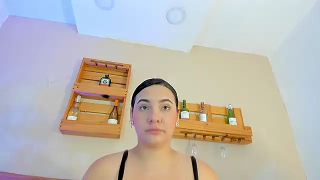 Snapshot of _miss_mia chatting on November 24, 2025, 11:43 am miss mia online show from November 24, 2025, 11:43 am