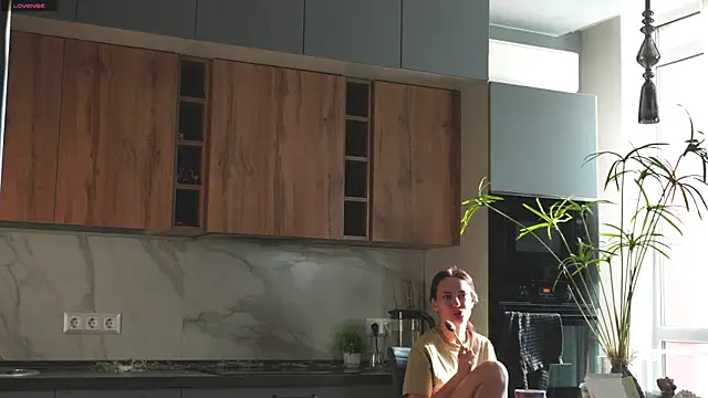 Snapshot of Anny_Molly chatting on November 16, 2025, 6:07 am Anny Molly online show from November 16, 2025, 6:07 am