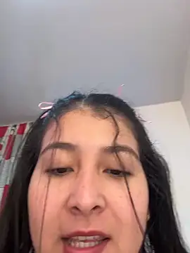 Snapshot of evelyn_1702 chatting on October 13, 2025, 8:32 pm evelyn 1702 online show from October 13, 2025, 8:32 pm