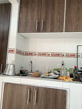 Snapshot of evelyn_1702 chatting on September 21, 2025, 6:46 pm evelyn 1702 online show from September 21, 2025, 6:46 pm