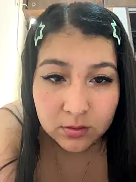 Snapshot of evelyn_1702 chatting on September 20, 2025, 12:48 am evelyn 1702 online show from September 20, 2025, 12:48 am