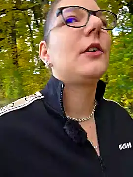 Swiss Lady online show from October 28, 2025, 2:05 pm