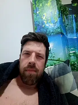 welcome-to-the-jungle online show from March 18, 2026, 9:48 pm