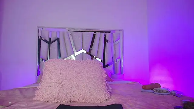 melody  stone online show from September 20, 2025, 3:50 pm