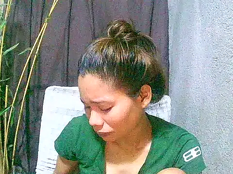 Sweeetgurll online show from May 3, 2026, 1:58 pm