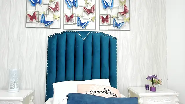 Snapshot of Alison_Carde05 chatting on October 27, 2025, 7:48 pm Alison Carde05 online show from October 27, 2025, 7:48 pm