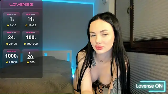 Snapshot of SelinaStorm chatting on November 1, 2025, 11:53 pm SelinaStorm online show from November 1, 2025, 11:53 pm