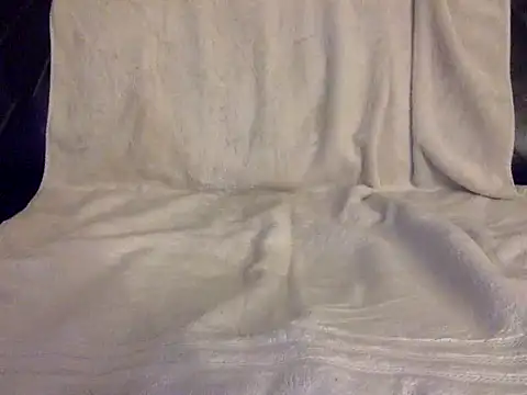 Snapshot of Zluxx chatting on October 9, 2025, 1:06 am Zluxx online show from October 9, 2025, 1:06 am