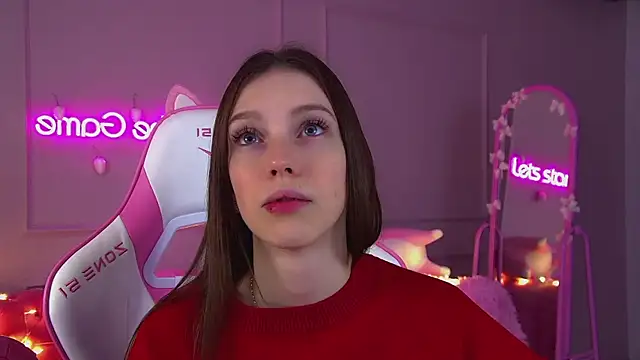 Snapshot of VeronicaVances chatting on December 4, 2025, 6:18 pm VeronicaVances online show from December 4, 2025, 6:18 pm