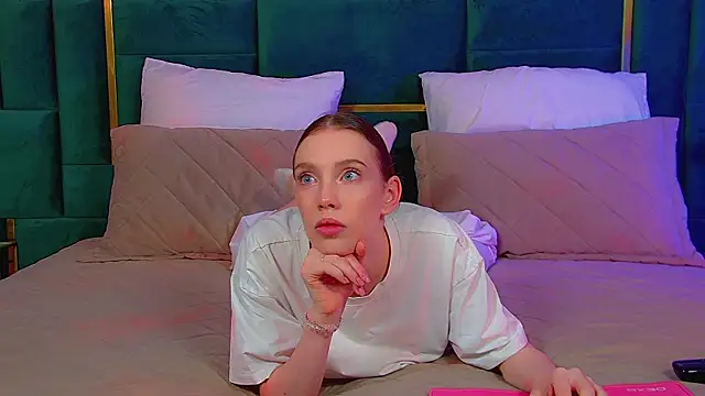 Snapshot of VeronicaVances chatting on May 29, 2026, 7:20 pm VeronicaVances online show from May 29, 2026, 7:20 pm