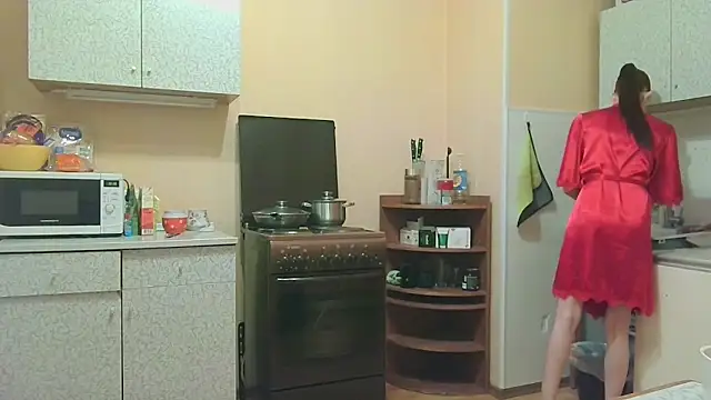 Lucy Divine online show from October 29, 2025, 1:21 pm