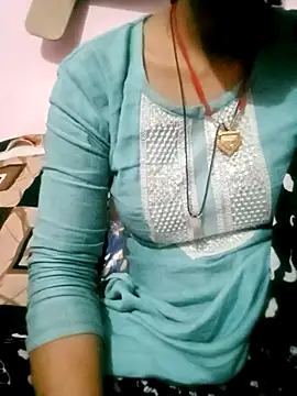 Snapshot of Hot_ashna chatting on April 5, 2026, 4:35 pm Hot ashna online show from April 5, 2026, 4:35 pm