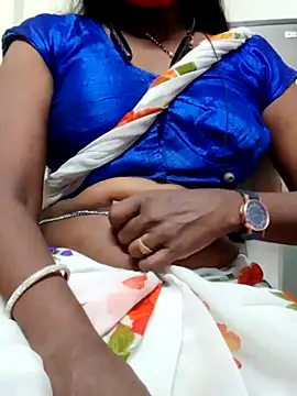 Snapshot of hotmahitha chatting on June 6, 2026, 6:35 pm hotmahitha online show from June 6, 2026, 6:35 pm