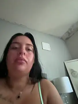 Snapshot of Victoriasteel chatting on February 14, 2026, 11:43 am Victoriasteel online show from February 14, 2026, 11:43 am