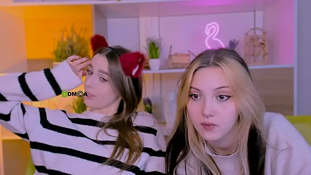 Snapshot of aria_moo chatting on October 10, 2025, 7:25 pm aria moo online show from October 10, 2025, 7:25 pm