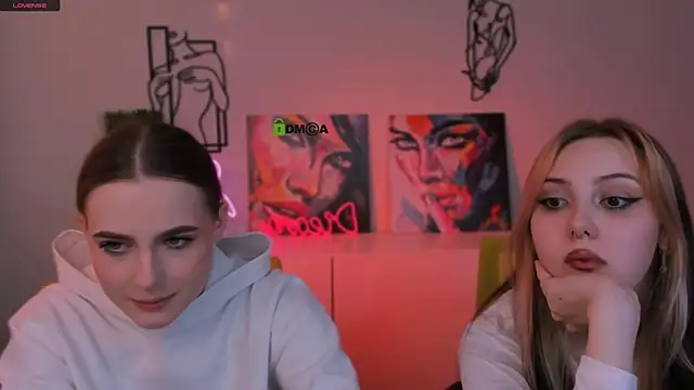 Snapshot of aria_moo chatting on November 7, 2025, 5:45 am aria moo online show from November 7, 2025, 5:45 am