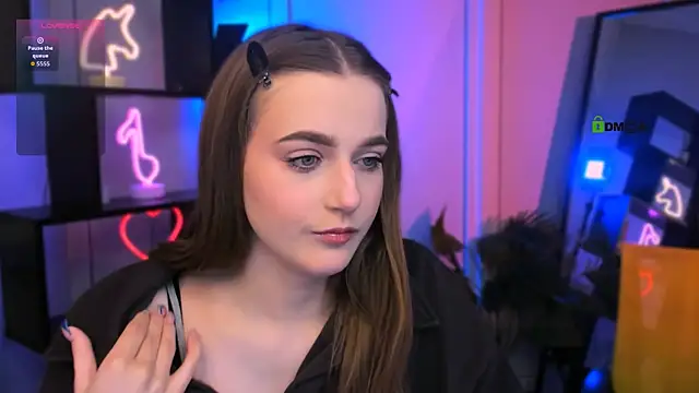 Snapshot of aria_moo chatting on December 1, 2025, 6:03 am aria moo online show from December 1, 2025, 6:03 am