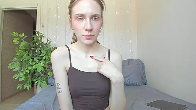 Snapshot of Kelly_Gerzikaa chatting on February 16, 2026, 4:44 am Kelly Gerzikaa online show from February 16, 2026, 4:44 am