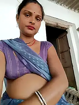 Snapshot of Sapna9685 chatting on February 19, 2026, 8:11 am Sapna9685 online show from February 19, 2026, 8:11 am
