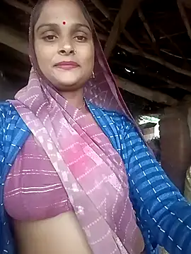 Snapshot of Sapna9685 chatting on October 30, 2025, 10:35 am Sapna9685 online show from October 30, 2025, 10:35 am