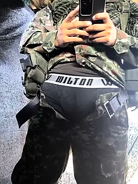 lamejorpene online show from February 22, 2026, 1:02 pm