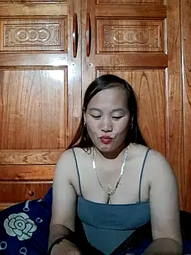 Snapshot of Seg_min chatting on October 28, 2025, 1:43 pm Seg min online show from October 28, 2025, 1:43 pm