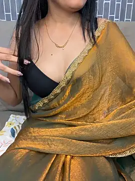Riya-6969 online show from June 5, 2026, 5:51 pm