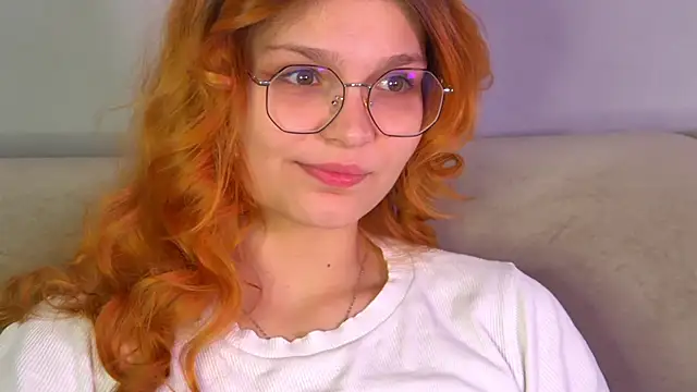 BellaMarebelle online show from September 27, 2025, 4:18 am