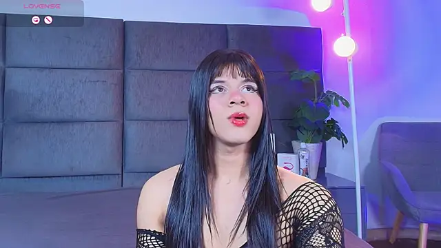 Slenna Moon online show from April 20, 2026, 1:41 am