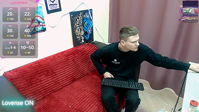 Xavier Night81 online show from December 15, 2025, 11:16 am