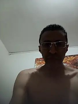 Snapshot of Asher_Bram1 chatting on May 10, 2026, 12:14 am Asher Bram1 online show from May 10, 2026, 12:14 am