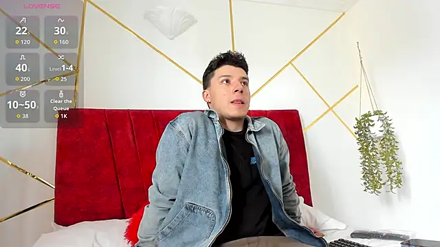 Ethan Marquez01 online show from September 16, 2025, 8:54 pm