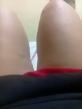 Ravena2290 online show from November 27, 2025, 10:48 am