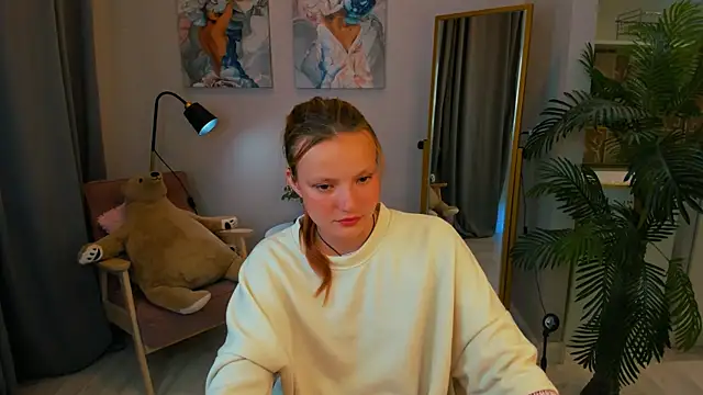Snapshot of Ginger_Emma chatting on September 11, 2025, 8:42 pm Ginger Emma online show from September 11, 2025, 8:42 pm
