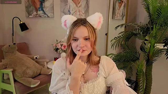 Snapshot of Ginger_Emma chatting on September 26, 2025, 3:41 pm Ginger Emma online show from September 26, 2025, 3:41 pm