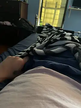 Snapshot of stevo170t chatting on November 29, 2025, 4:18 pm stevo170t online show from November 29, 2025, 4:18 pm