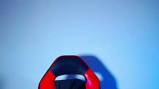 rowanbigboy23 online show from February 16, 2026, 10:18 pm