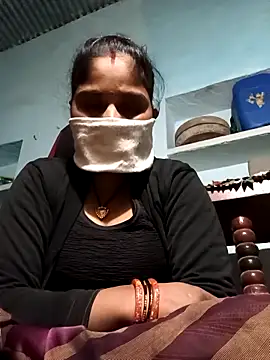 Sheema tyagi online show from November 18, 2025, 8:56 pm