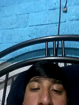 Snapshot of Kangry_12 chatting on December 17, 2025, 6:51 am Kangry 12 online show from December 17, 2025, 6:51 am