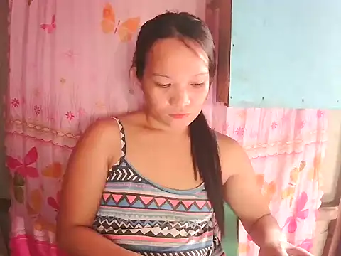 Snapshot of Sexxypinay chatting on November 27, 2025, 3:40 am Sexxypinay online show from November 27, 2025, 3:40 am