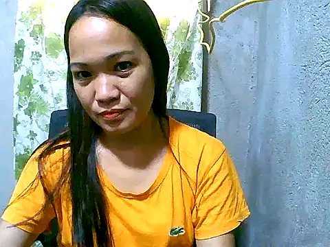 Snapshot of Sexxypinay chatting on October 15, 2025, 4:00 am Sexxypinay online show from October 15, 2025, 4:00 am