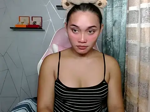 Snapshot of asian_cumstarrhian chatting on October 24, 2025, 1:26 am asian cumstarrhian online show from October 24, 2025, 1:26 am