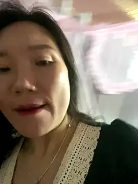 Pyy07 online show from December 2, 2025, 1:46 pm