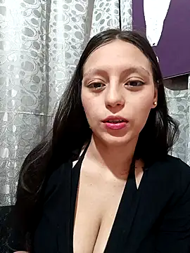 Snapshot of Lahila_ chatting on October 8, 2025, 1:23 pm Lahila  online show from October 8, 2025, 1:23 pm