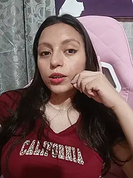 Snapshot of Lahila_ chatting on July 24, 2026, 3:41 pm Lahila online show from July 24, 2026, 3:41 pm