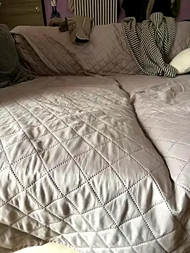 Snapshot of bananasex204 chatting on December 16, 2025, 12:42 pm bananasex204 online show from December 16, 2025, 12:42 pm