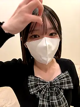 Snapshot of Ribon_n chatting on November 19, 2025, 3:23 pm Ribon n online show from November 19, 2025, 3:23 pm