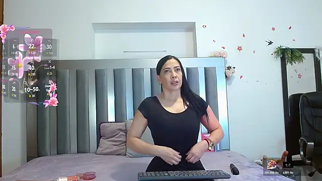 Snapshot of cortney_tayler chatting on November 26, 2025, 1:55 pm cortney tayler online show from November 26, 2025, 1:55 pm