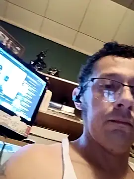 tonder69 online show from December 5, 2025, 12:10 am