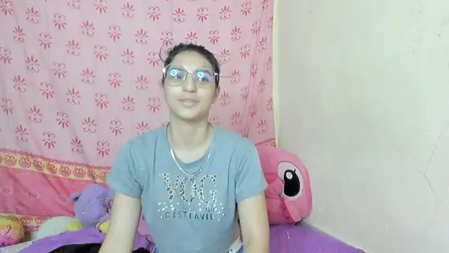 EclipseandFlame online show from November 28, 2025, 2:06 pm